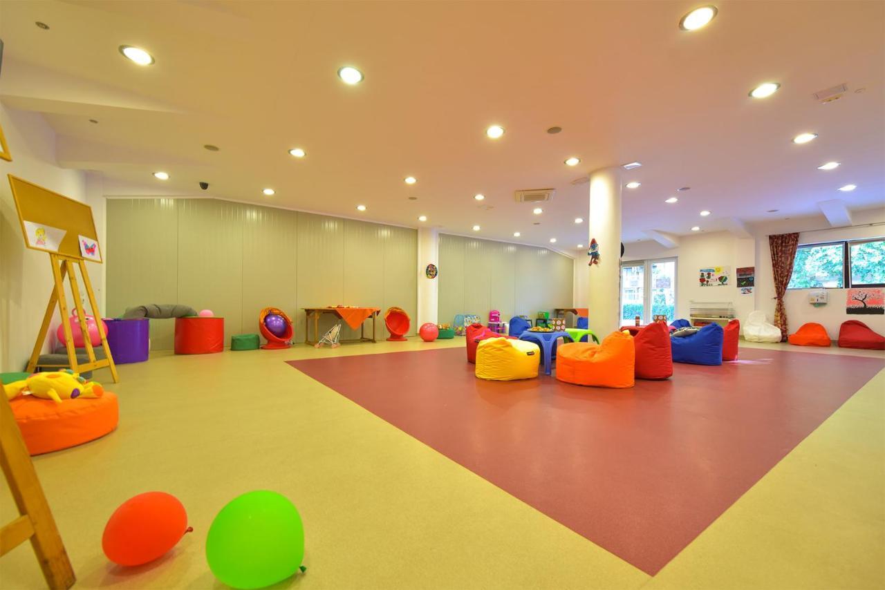 Complex Mediteranean Mamaia Dış mekan fotoğraf
